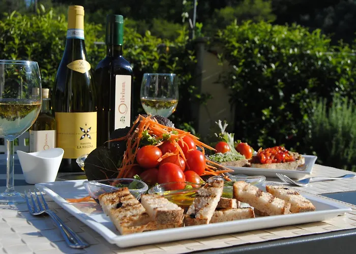 奥利韦姆酒店 *